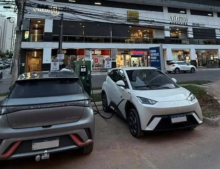 Estação E-Charge no Vitrinni Shopping, Águas Claras
